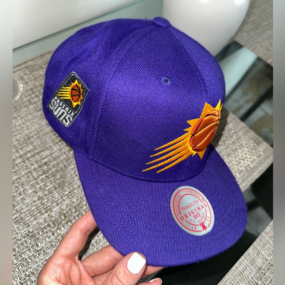 BASKETBALL CAP